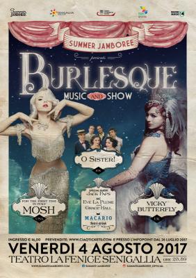 La seduzione regina del Burlesque Show del Summer Jamboree La seduzione regina del Burlesque Show del Summer Jamboree