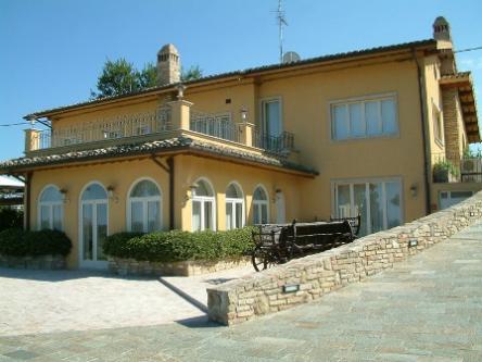 B&B Vittoria House